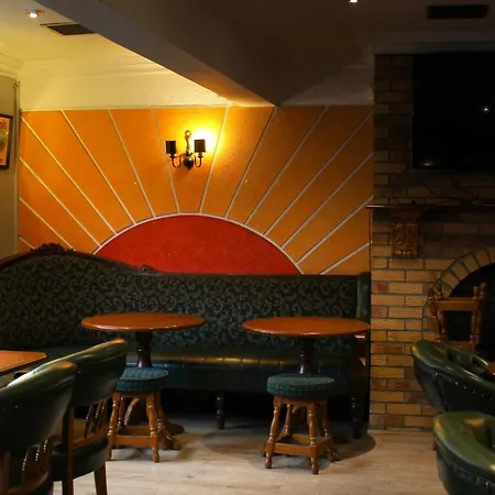 Bridge Hotel 2*