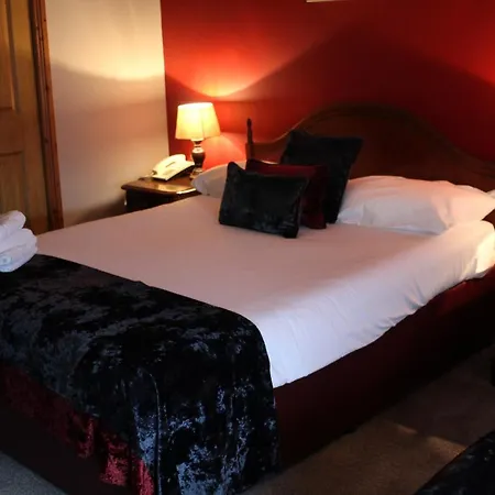 Bridge Hotel 2*