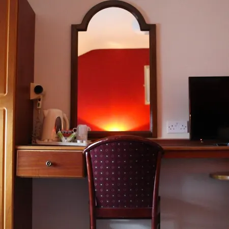 Hotel Bridge 2*